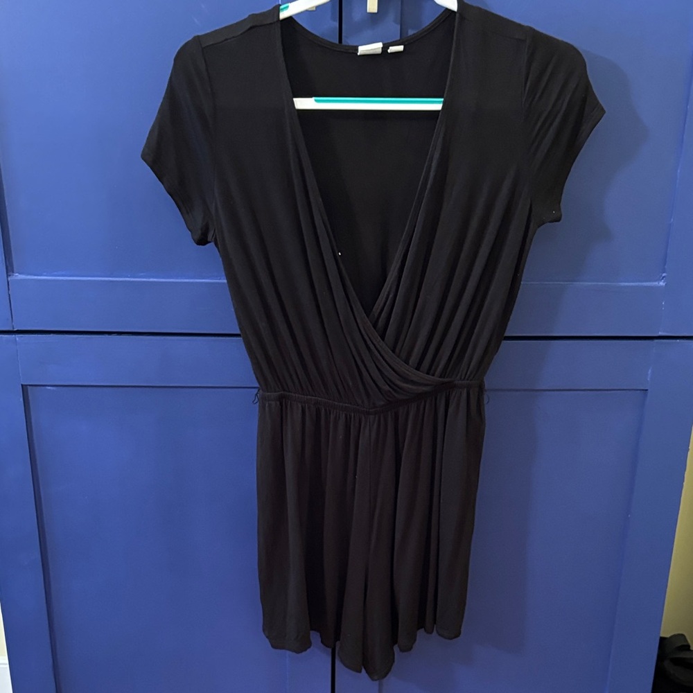 GAP Black Short Sleeve Romper Shorts